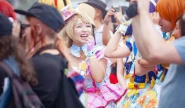 国产露脸在线,引领潮流的在线美妆直播新风尚